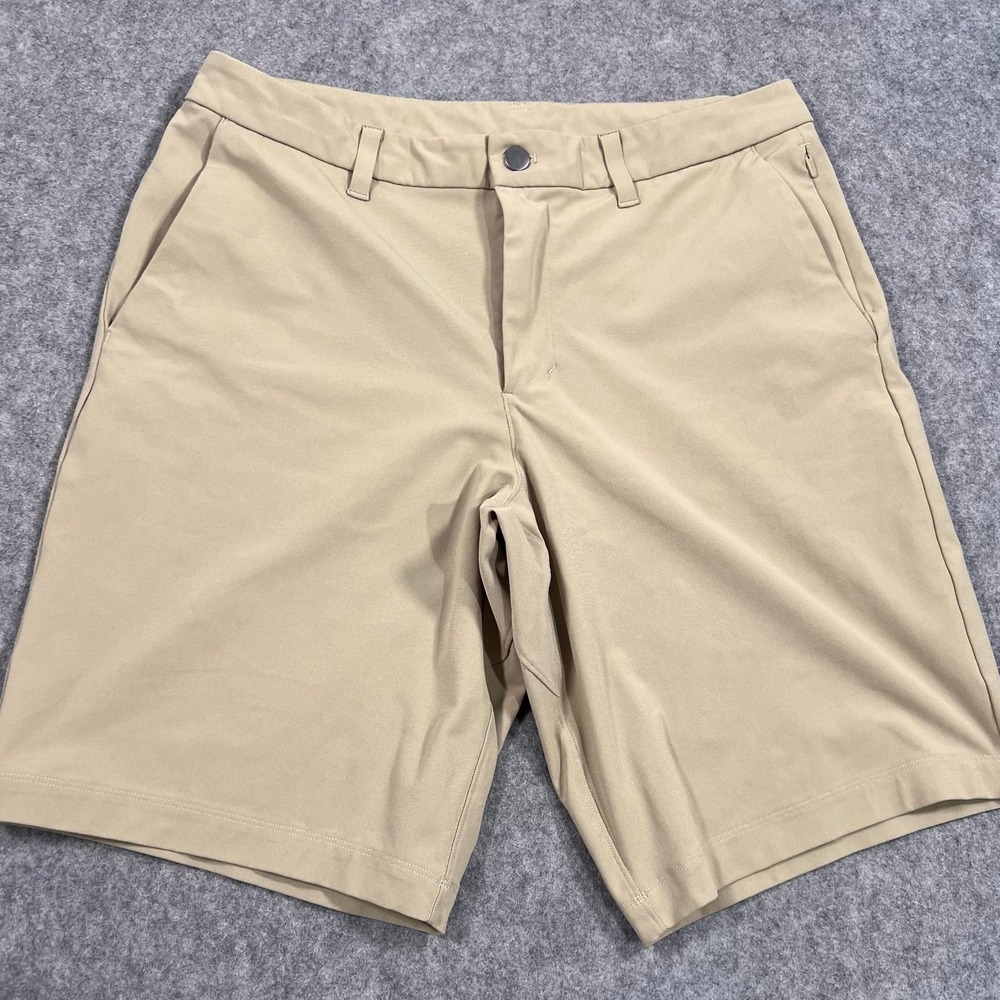 Lululemon‎ Tofino Sand Warpstreme Relaxed Fit Commission Shorts Men's Size 32